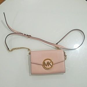 Michael Kors - Baby Pink small cross body purse